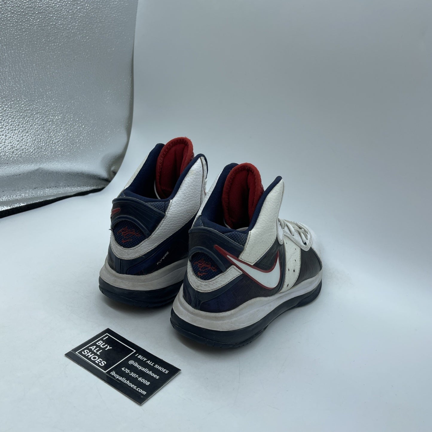 Size 6.5 (GS) - Nike Air Max LeBron VIII Mid Independence Day (415238-100)