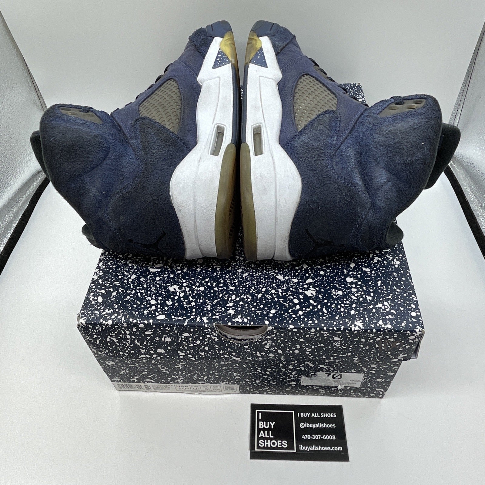 Size 10.5 - Air Jordan 5 Retro SE Midnight Navy Grey Suede (FD6812-400)