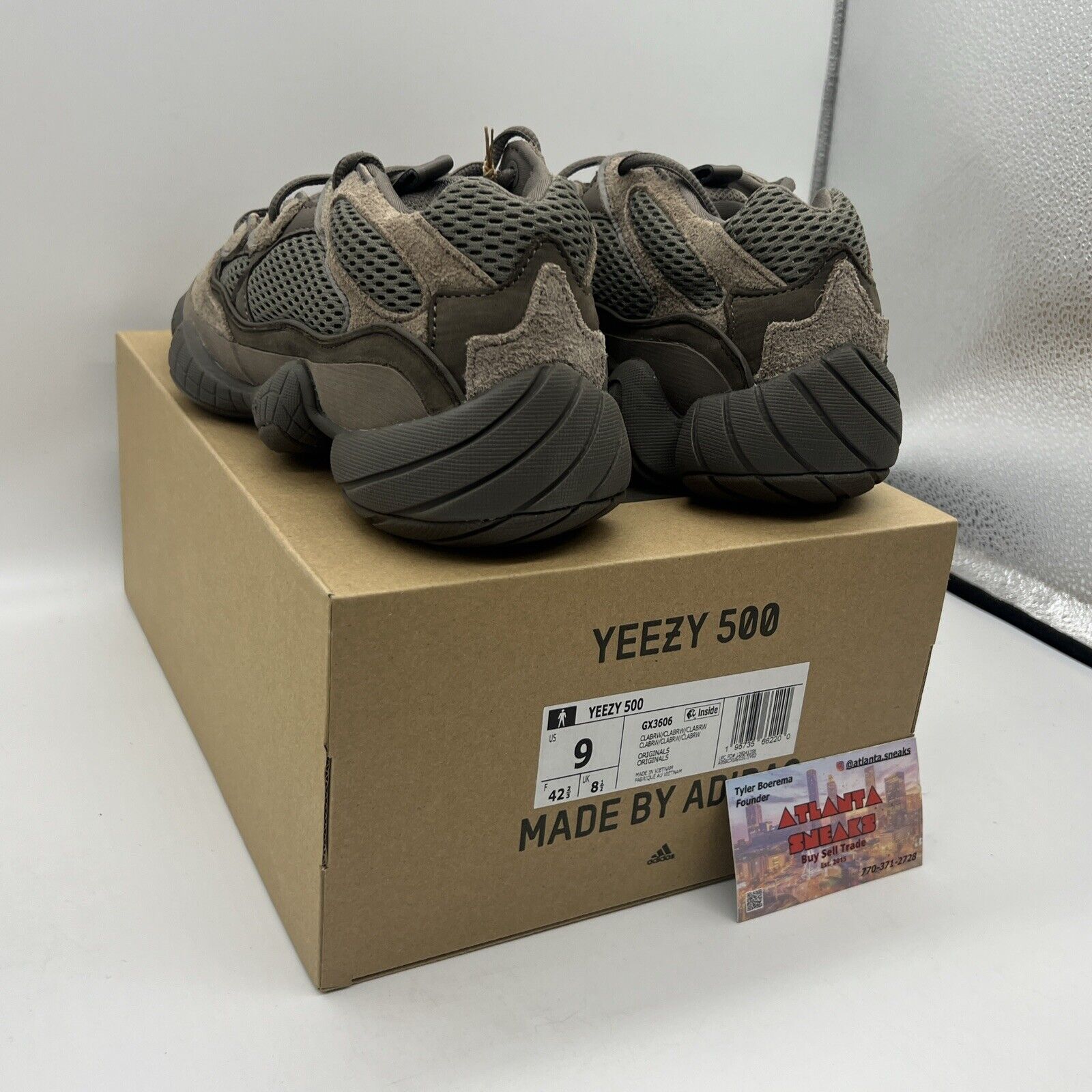 Size 9 - adidas Yeezy 500 Brown Clay Brand New Og All DA Sneakers