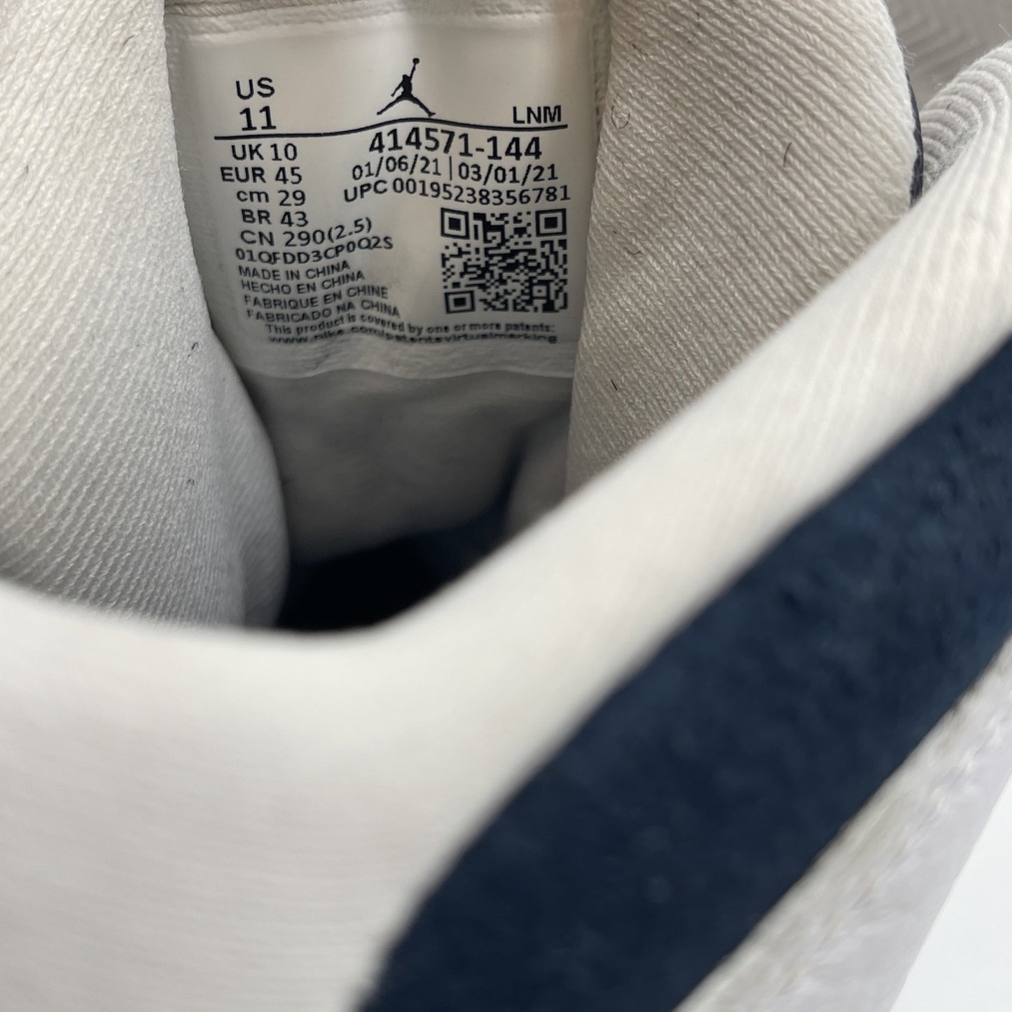 Size 11 - Jordan 13 Retro Obsidian Blue White Suede Leather (414571-144)