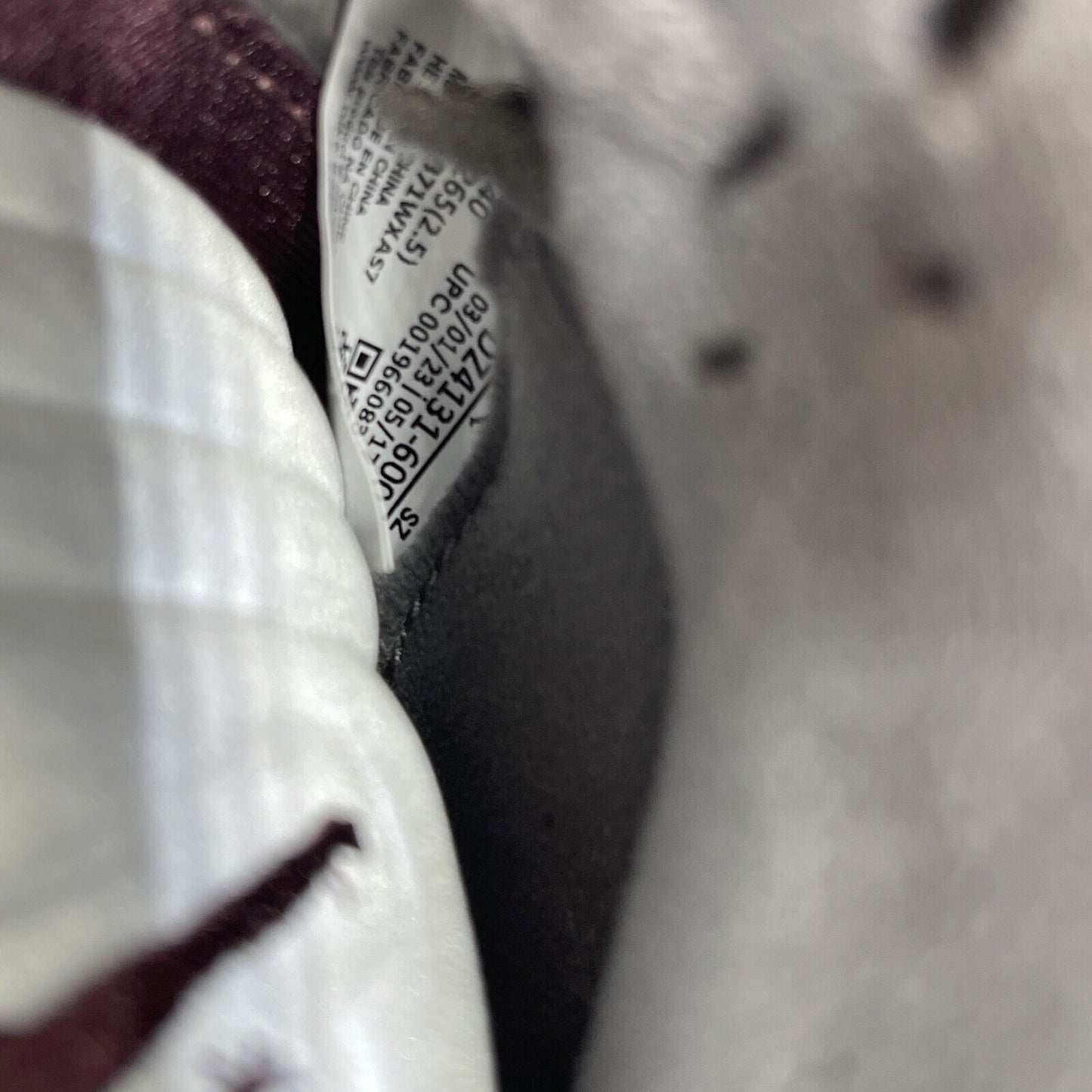 Size 8.5 - Air Jordan 5 Retro SE 2023 Burgundy Silver Suede (DZ4131-600)
