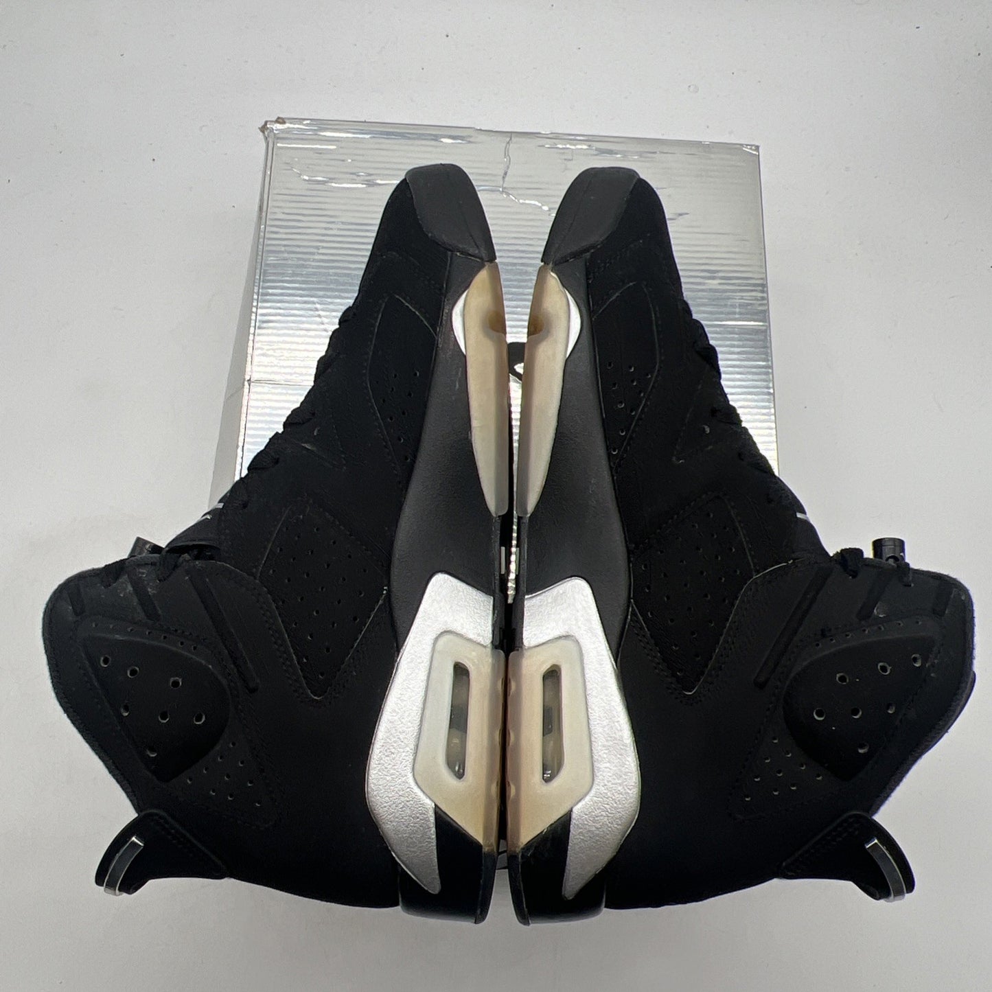 Size 10.5 - Air Jordan 6 Retro Mid Chrome (DX2836-001)