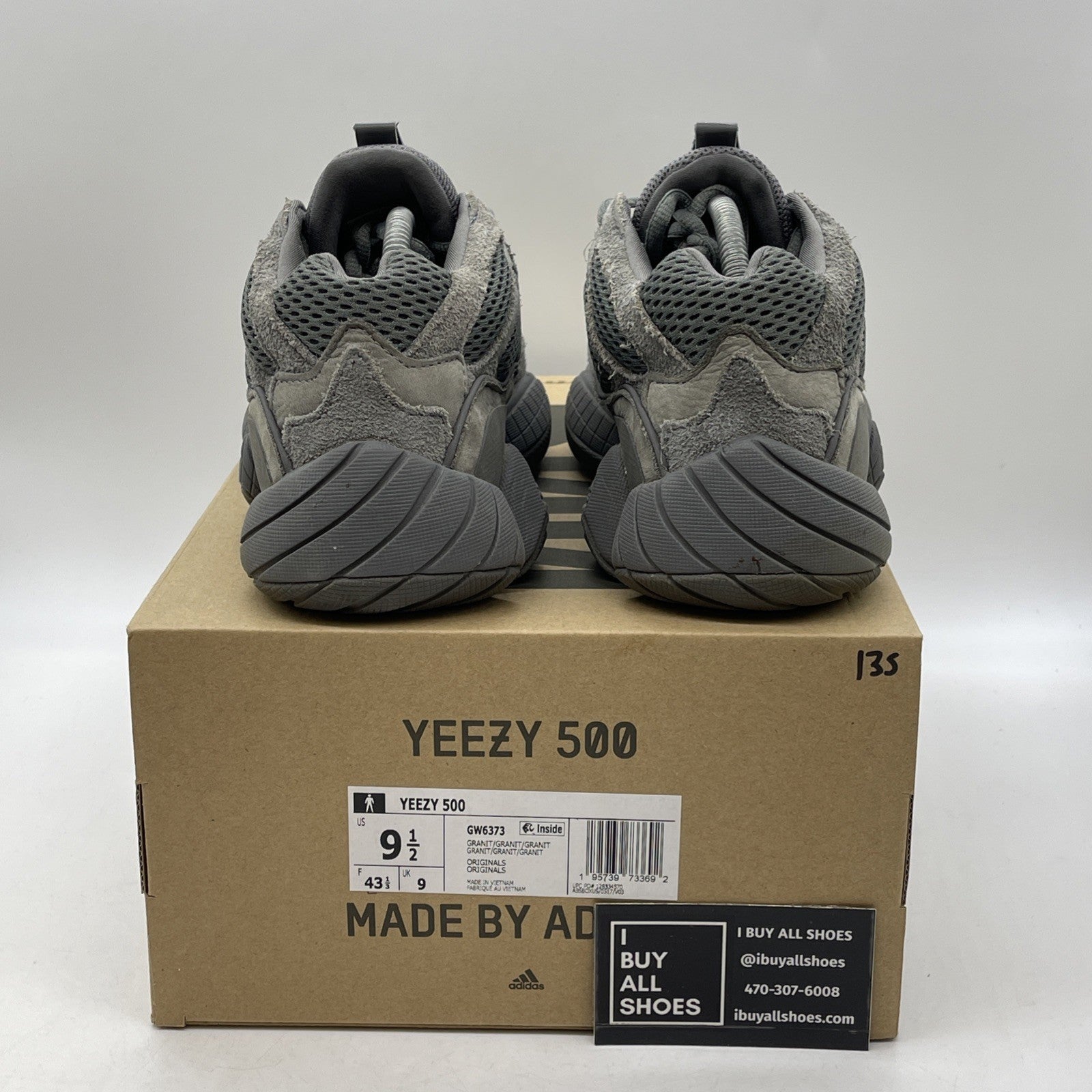 Size 9.5 - adidas Yeezy 500 Granite 2022 Grey Suede Leather (GW6373)