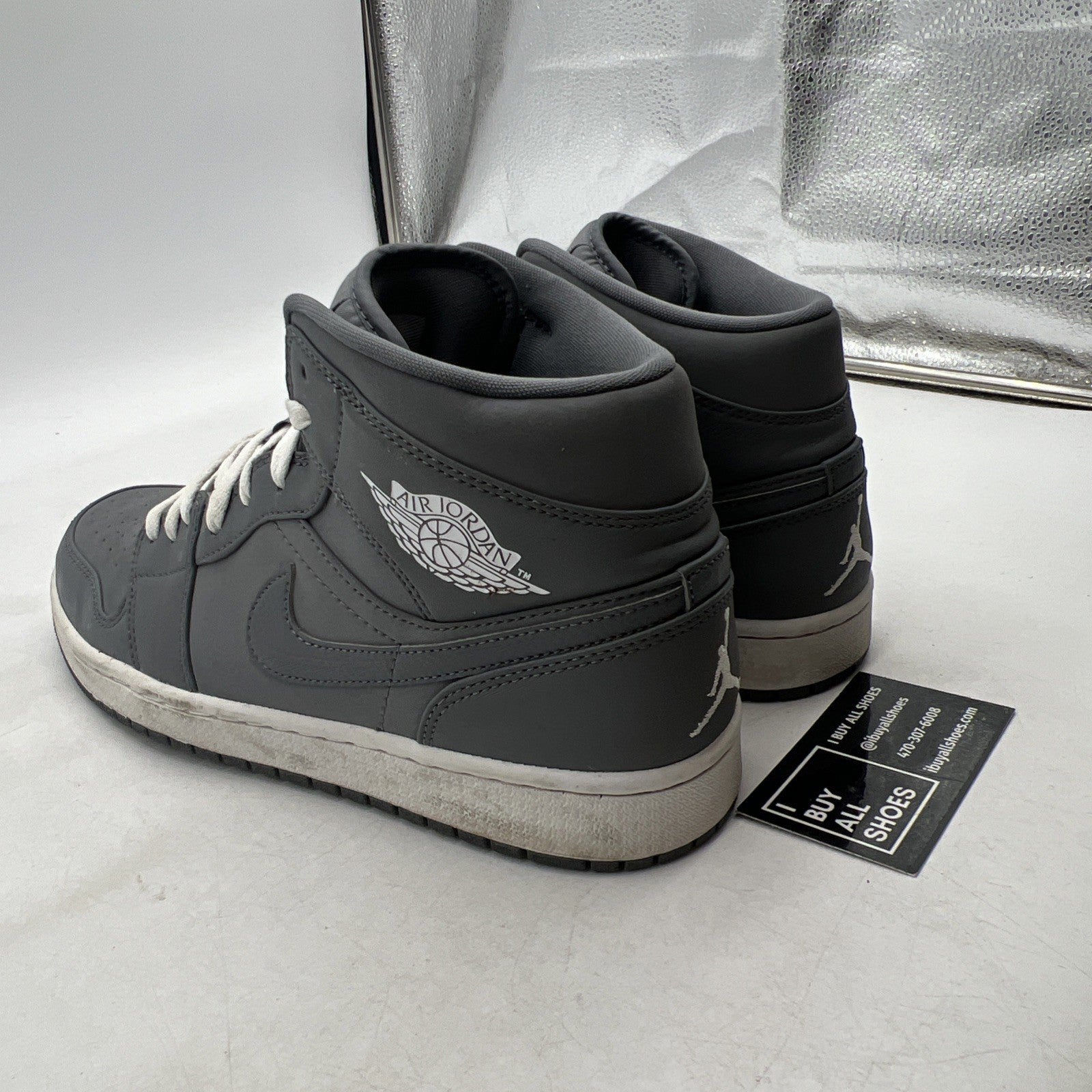 Size 9.5 - Air Jordan 1 Retro Mid Cool Grey (554724-014)