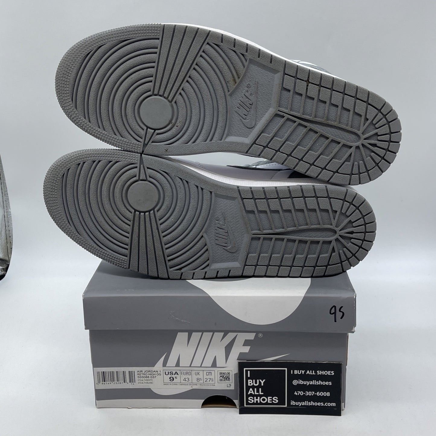 Size 9.5 - Jordan 1 Retro High OG Stealth Grey White Leather (555088-037)