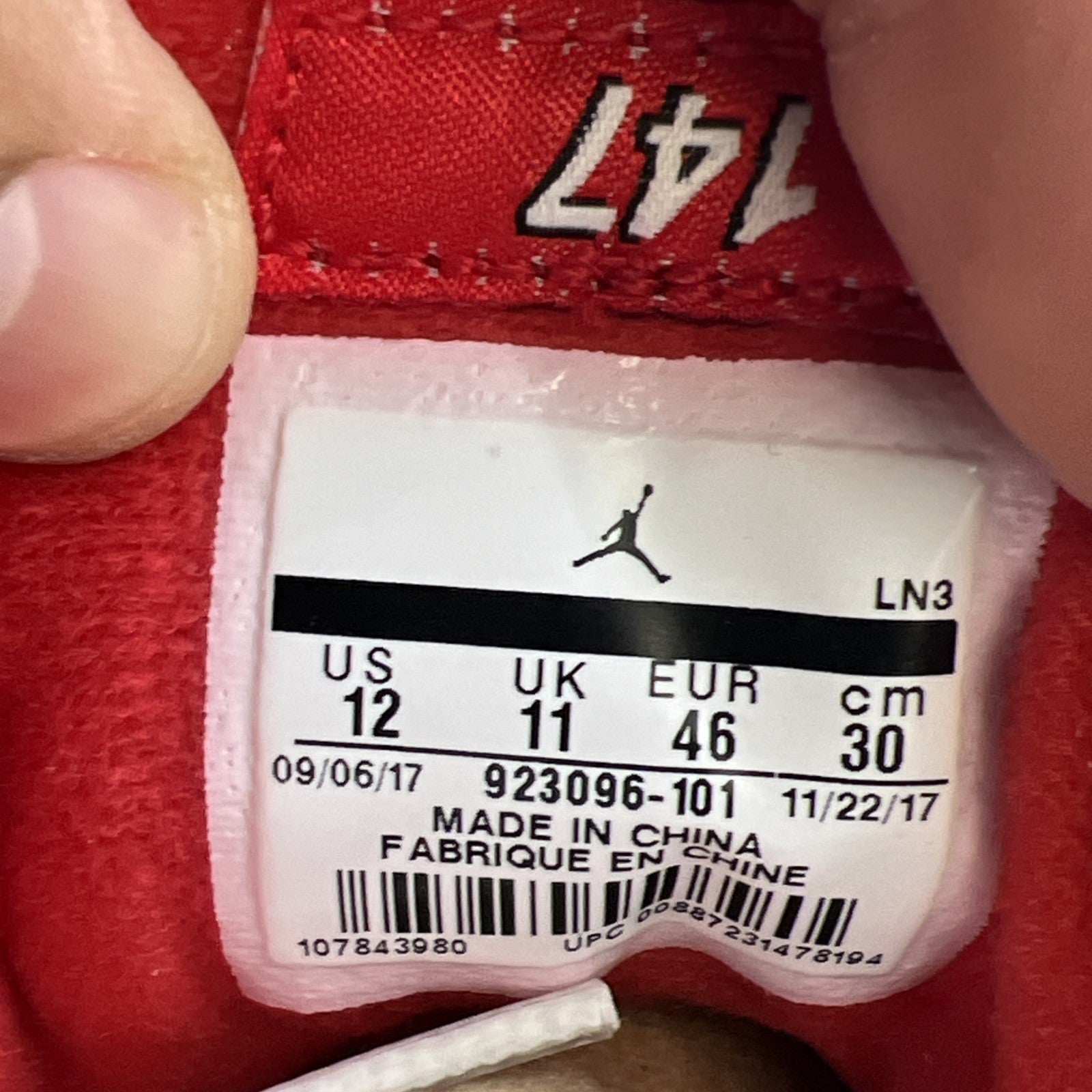 Size 12 - Air Jordan 3 Retro NRG Free Throw Line (923096-101)