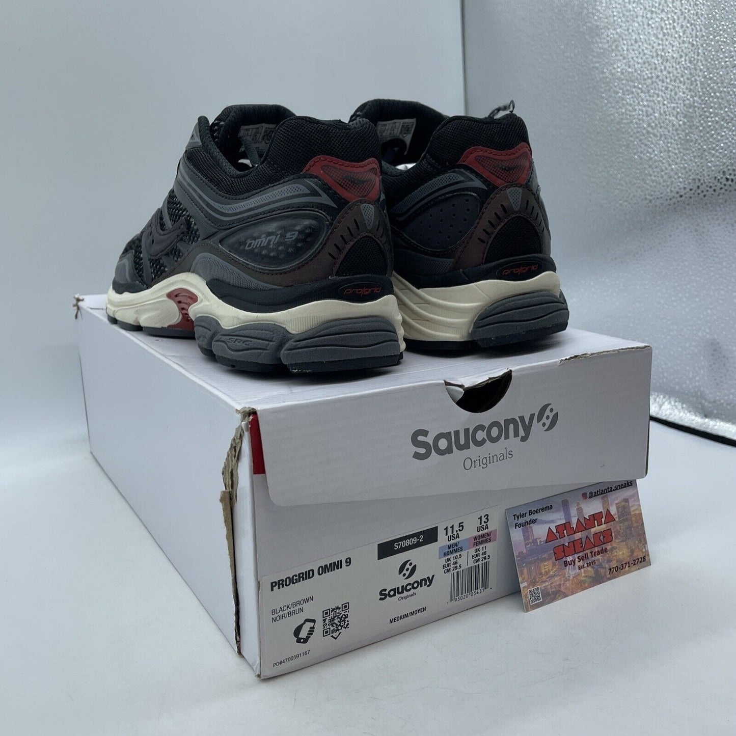 Size 11 - Saucony Progrid Omni 9 Disrupt Pack White Red Black (S70809-2)