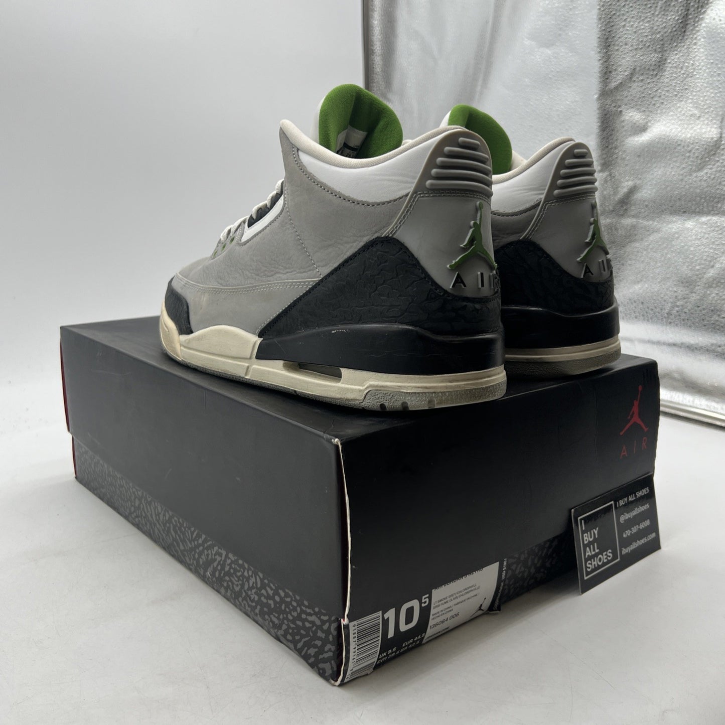 Size 10.5 - Air Jordan 3 Retro Chlorophyll (136064-006)