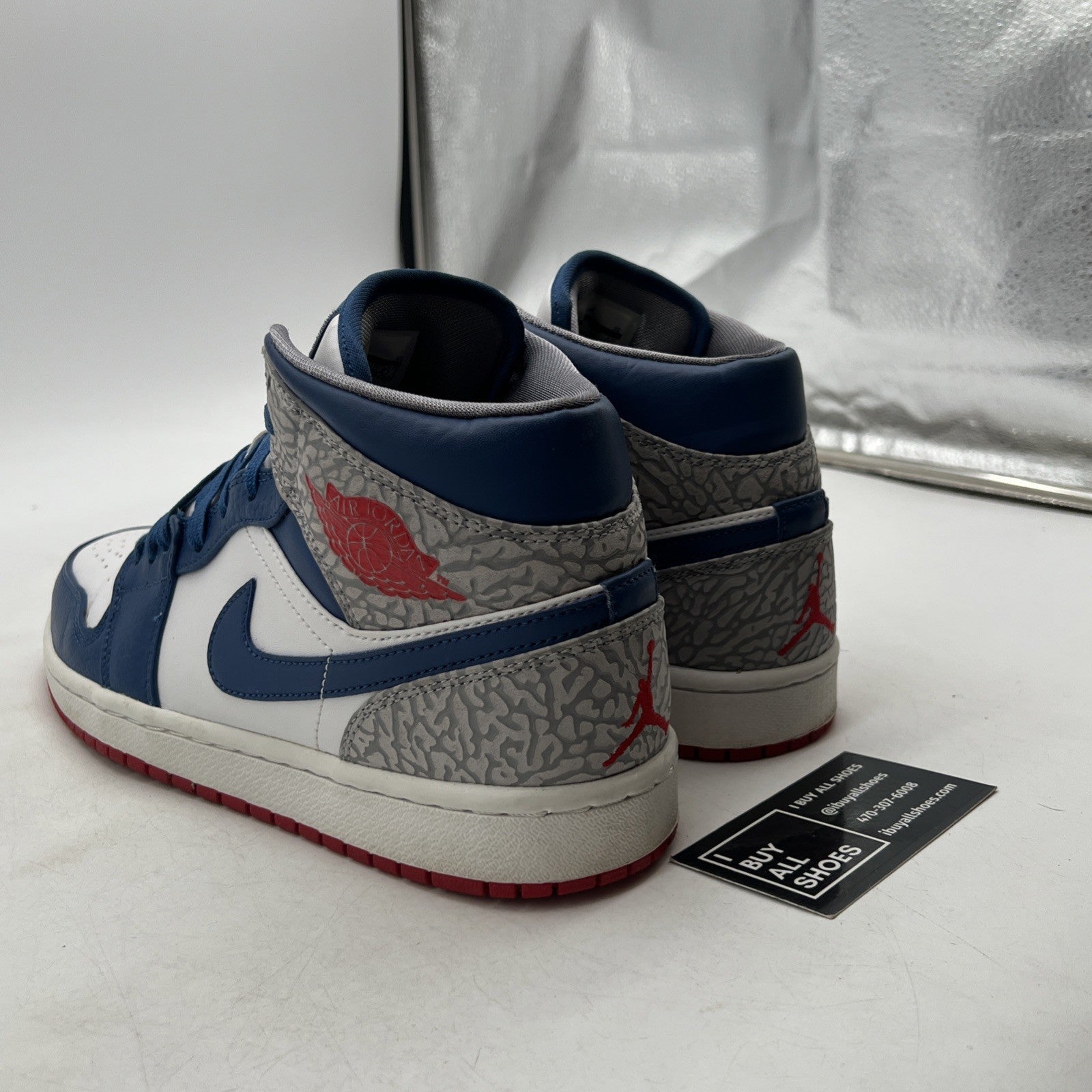 Size 9.5 - Air Jordan 1 Mid True Blue (554724-107)
