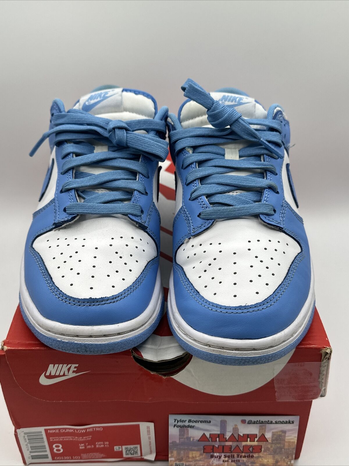 Size 8 - Nike Dunk Low UNC 2021