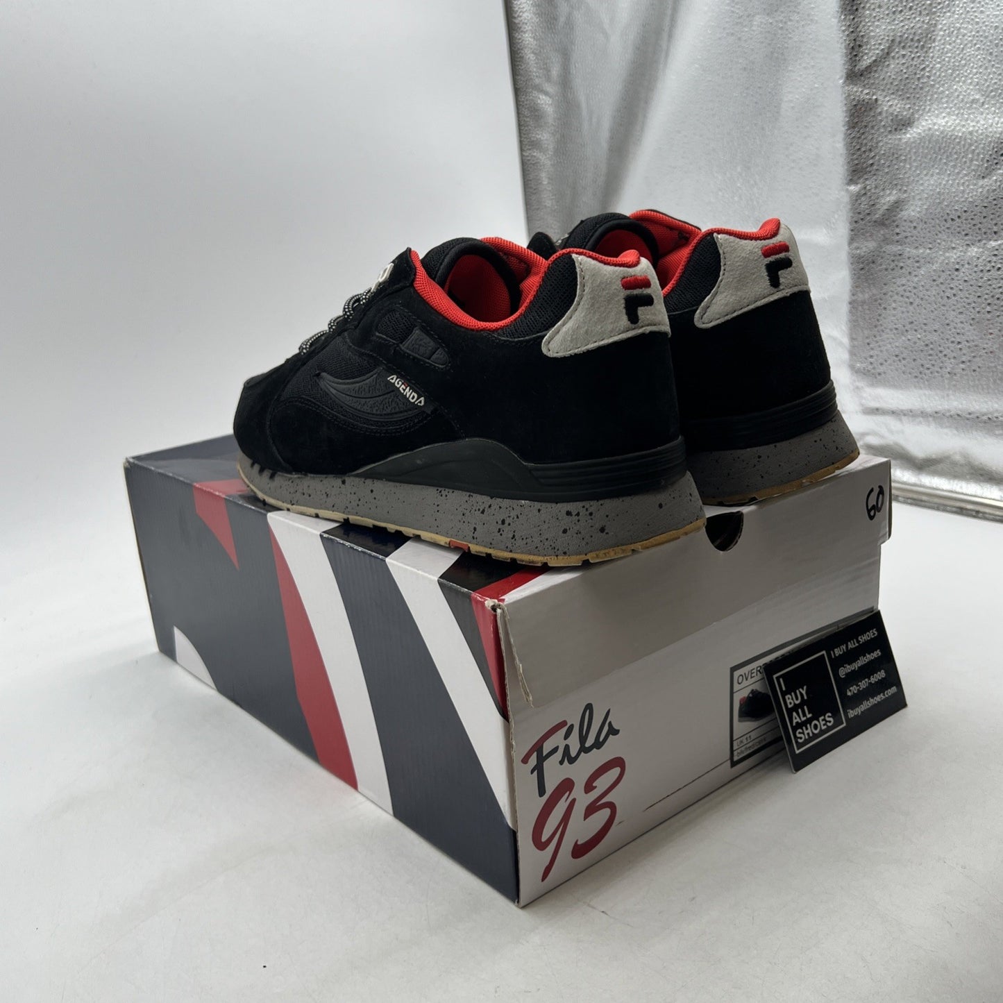 Size 12 - Agenda x Fila Overpass Runner (1VR12015-005)