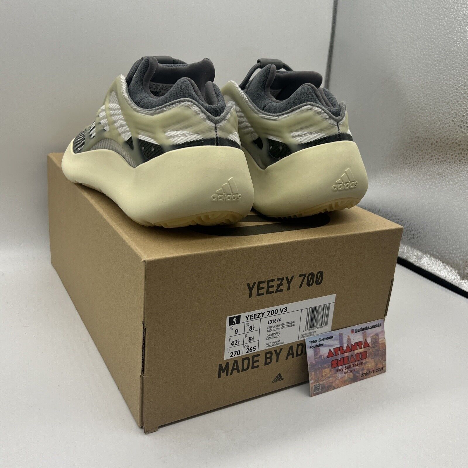 Size 9 - adidas Yeezy 700 V3 Fade Salt Brand New Og All Grey DS Sneakers