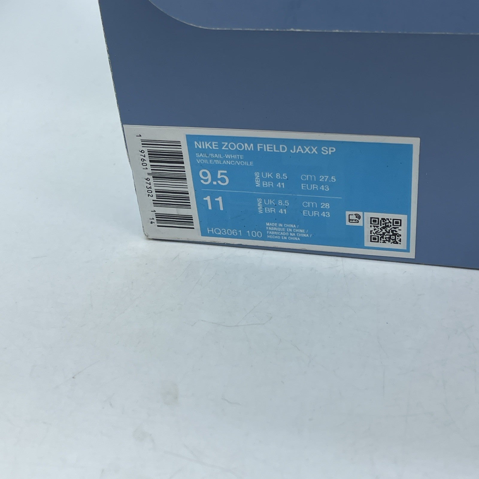Size 9.5 - Nike Travis Scott x Zoom Field Jaxx SP Sail (HQ3061-100)