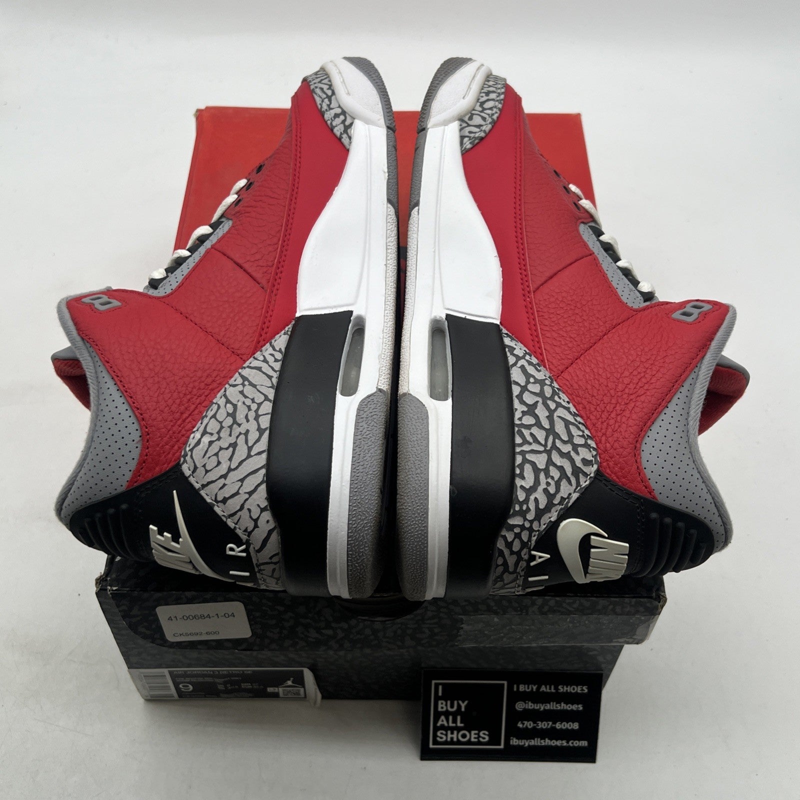 Size 9 - Air Jordan 3 Retro SE Mid Unite (CK5692-600)
