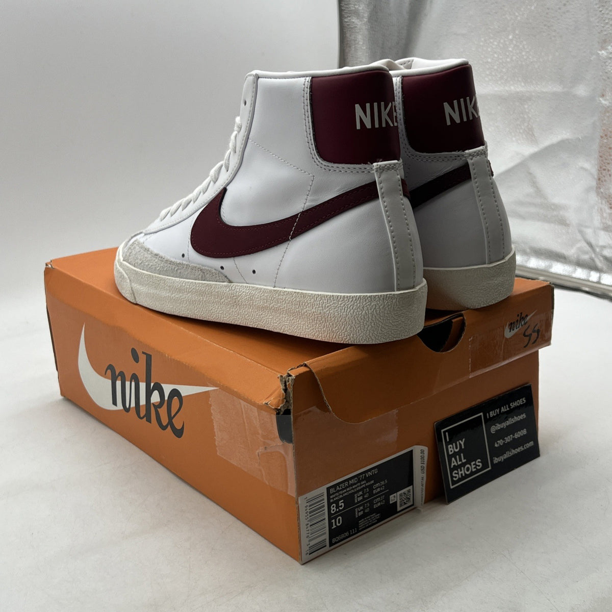 Size 8.5 - Nike Blazer '77 Vintage Mid White Team Red (BQ6806-111)