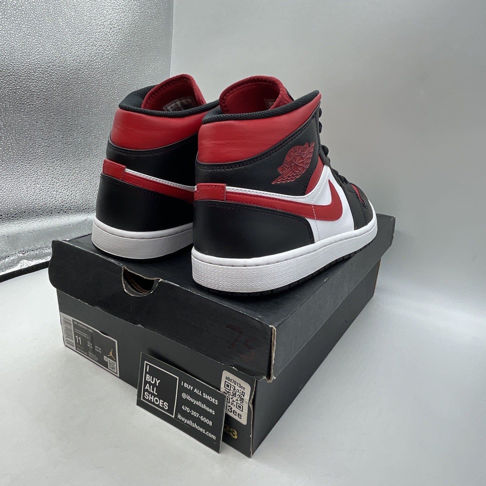 Size 11 - Air Jordan 1 Mid Bred Toe (554724-079)