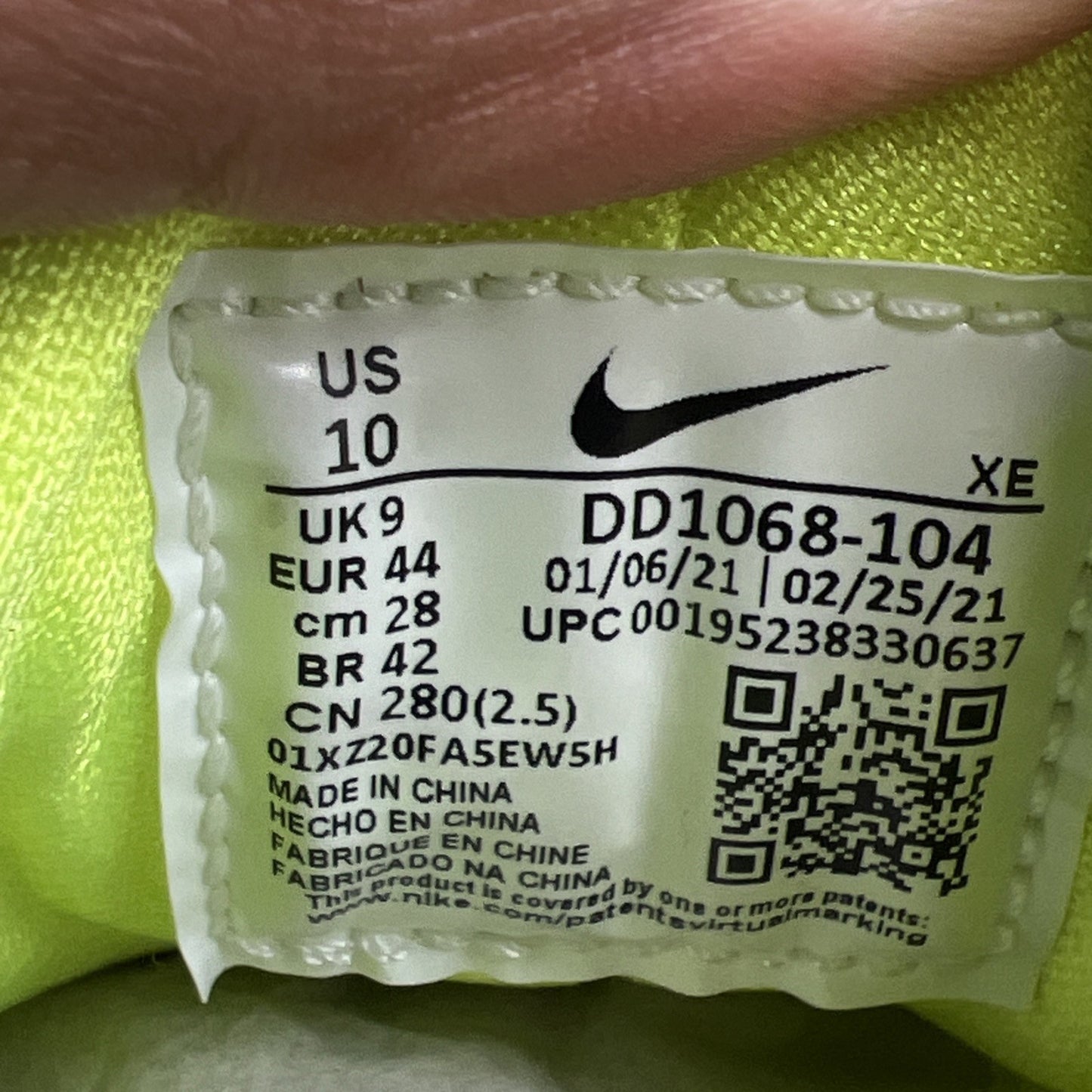 Size 10 - Nike Air Huarache Magenta (DD1068-104)