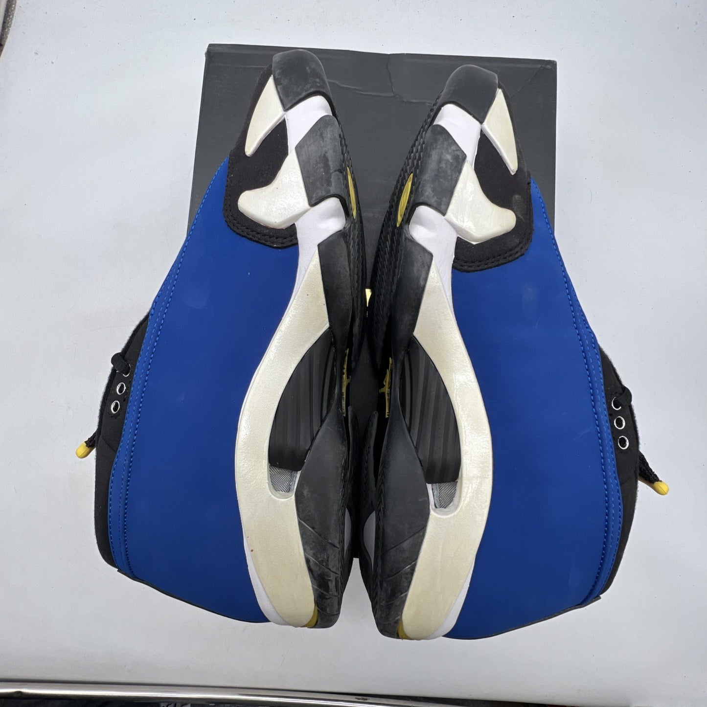Size 10.5 - Air Jordan 14 Retro 2015 Low Laney (807511-405)