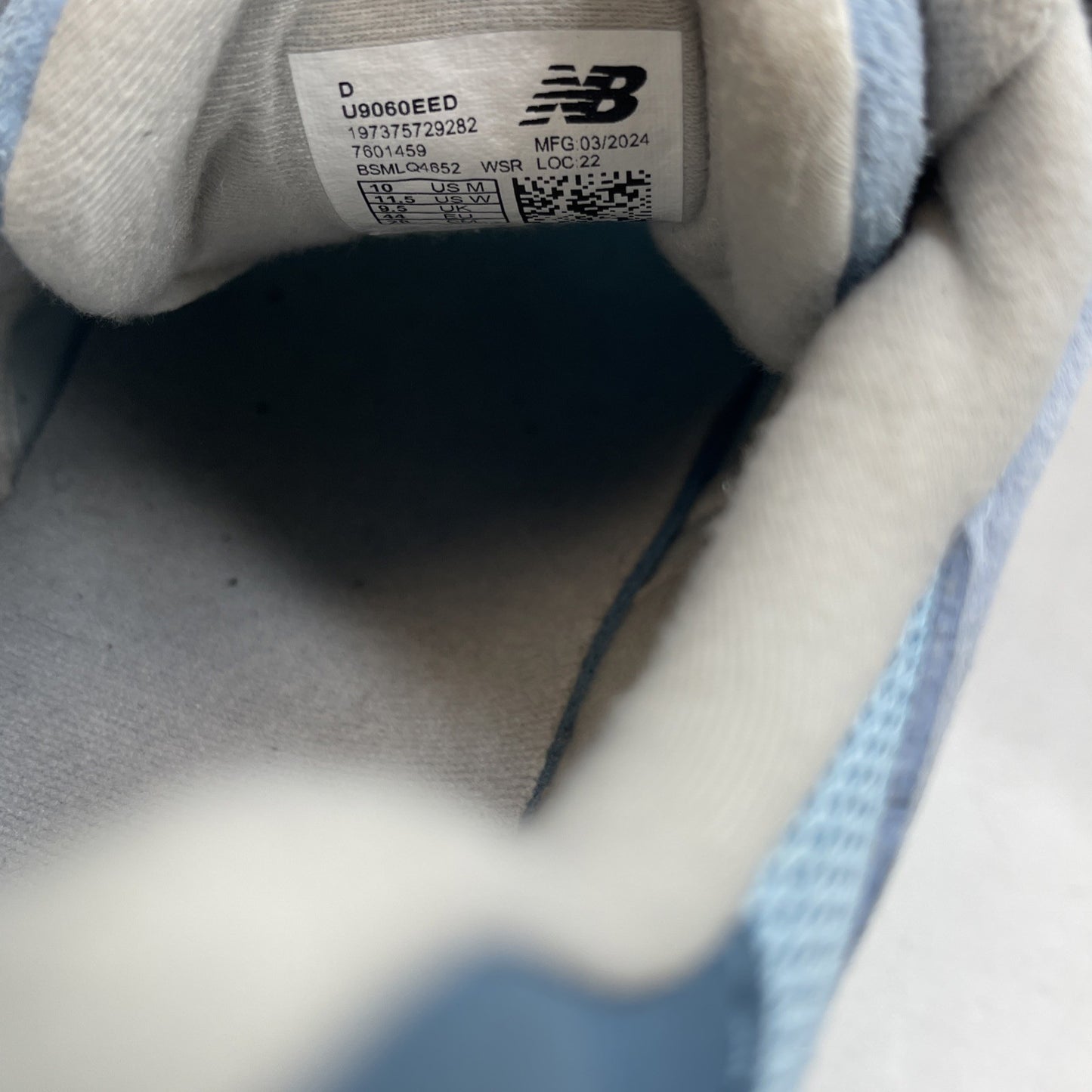 Size 10 - New Balance 9060 Chrome Blue White Suede (U9060EED)