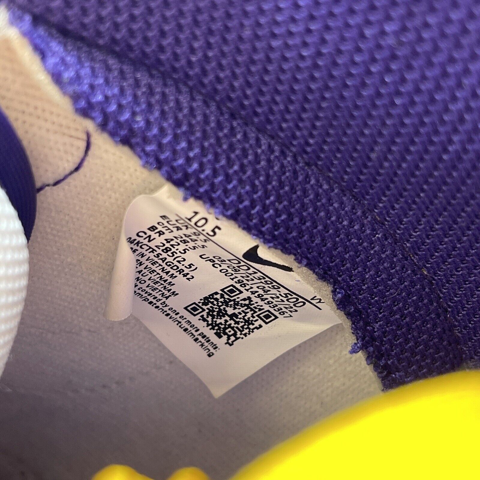 Size 10.5 - Nike Dunk High Lakers Yellow Purple Leather (DD1399-500)