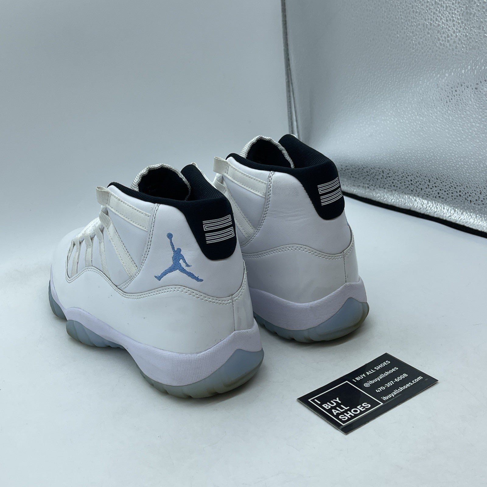 Size 9.5 - Air Jordan 11 Retro 2024 Legend Blue Columbia White (CT8012-104)