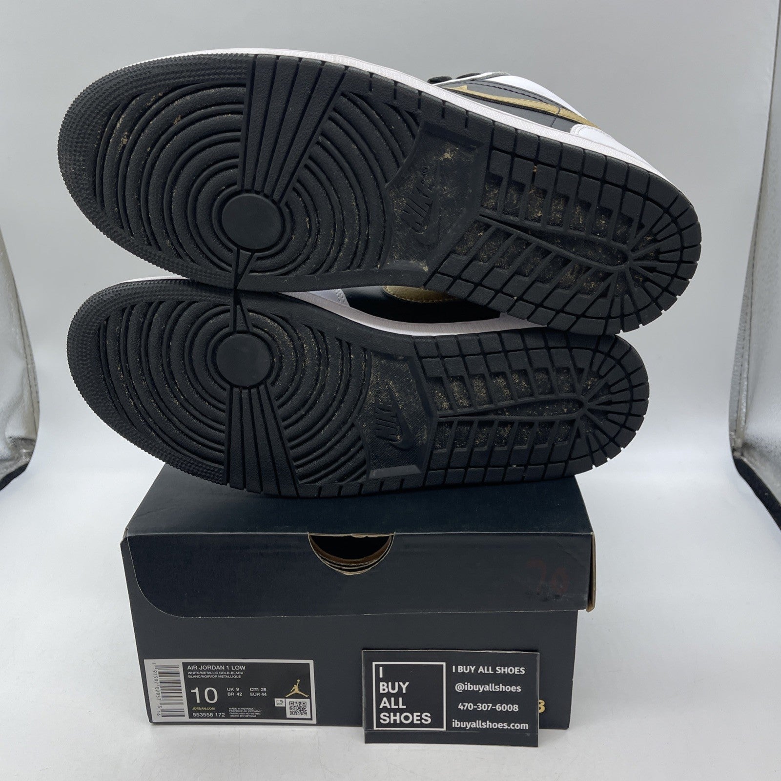 Size 10 - Air Jordan 1 Low Gold Swoosh (553558-172)