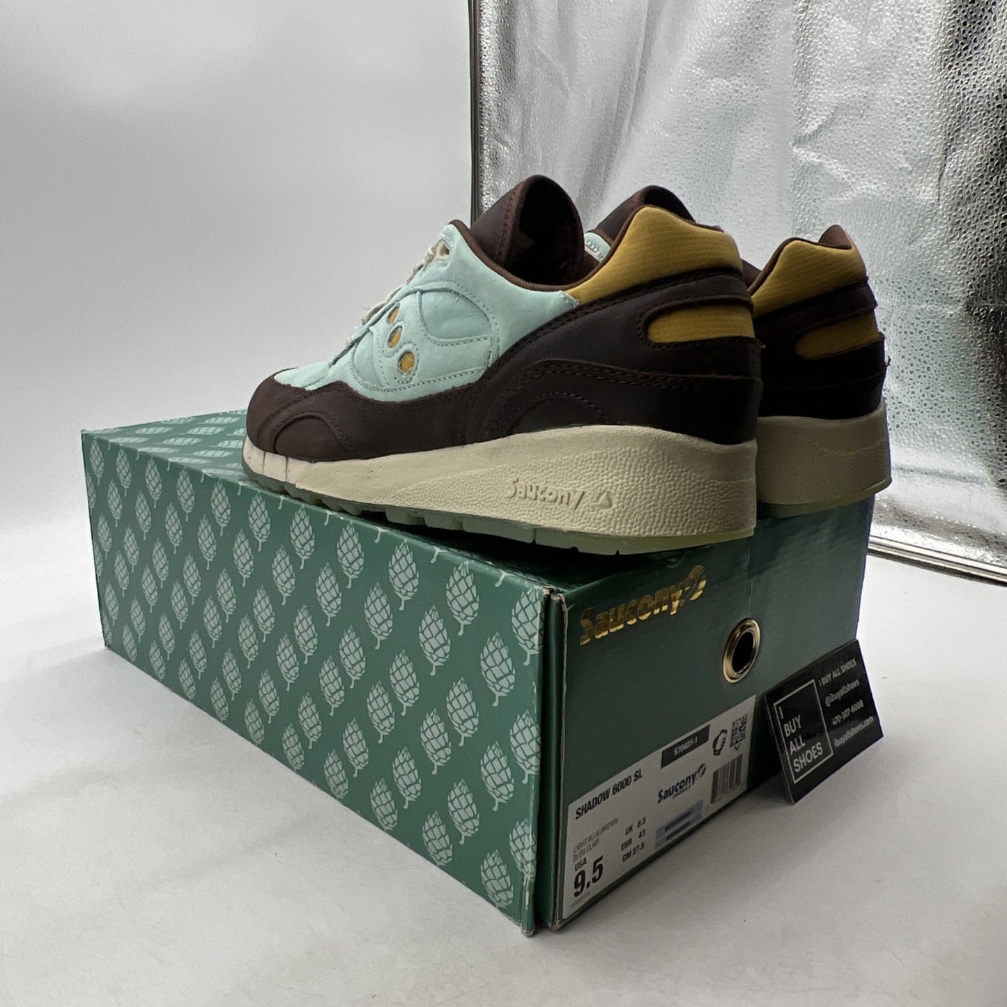 Size 9.5 - Saucony Shadow 6000 Oktoberfest (S70403-1)