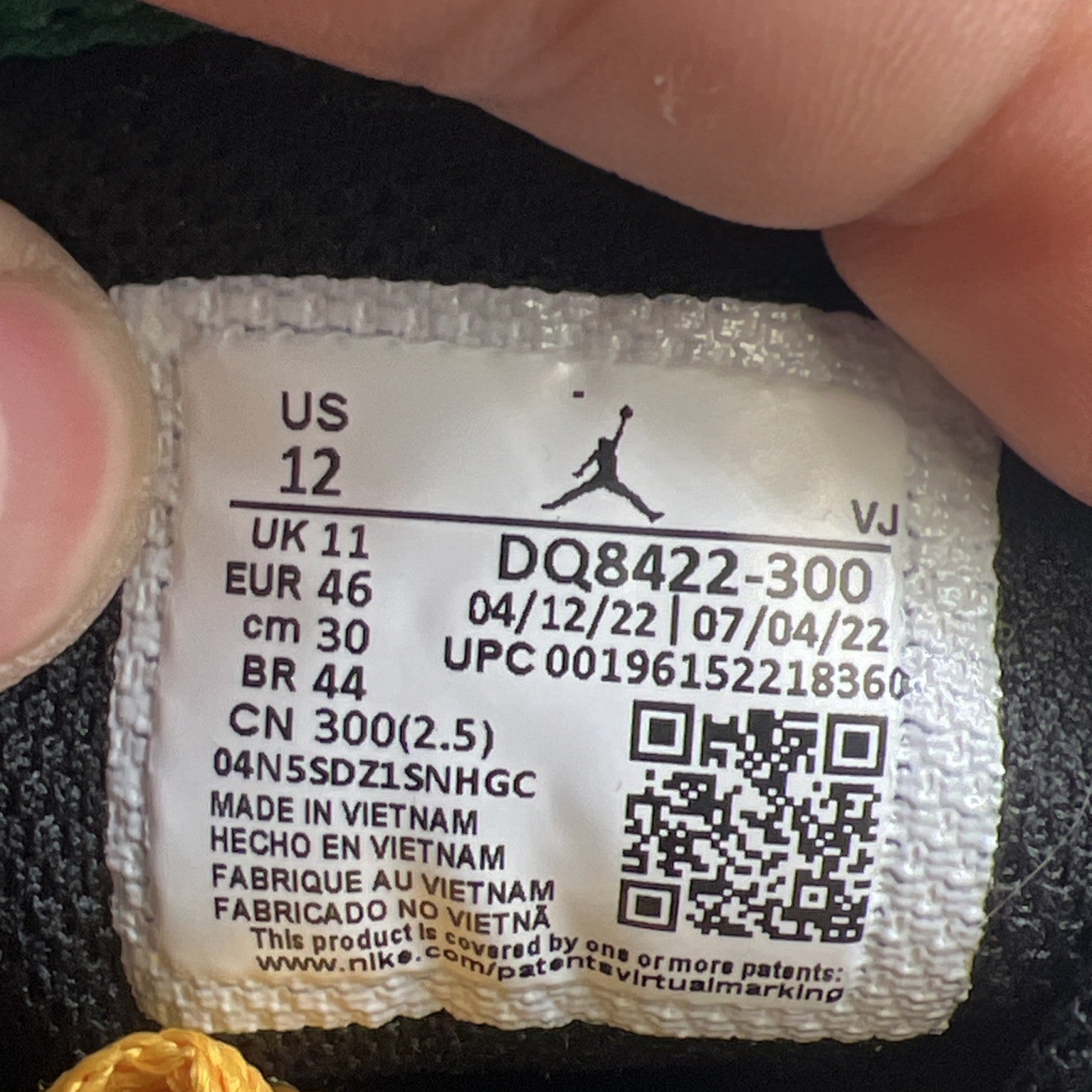 Size 12 - Air Jordan 1 SE Low Christmas (DQ8422-300)