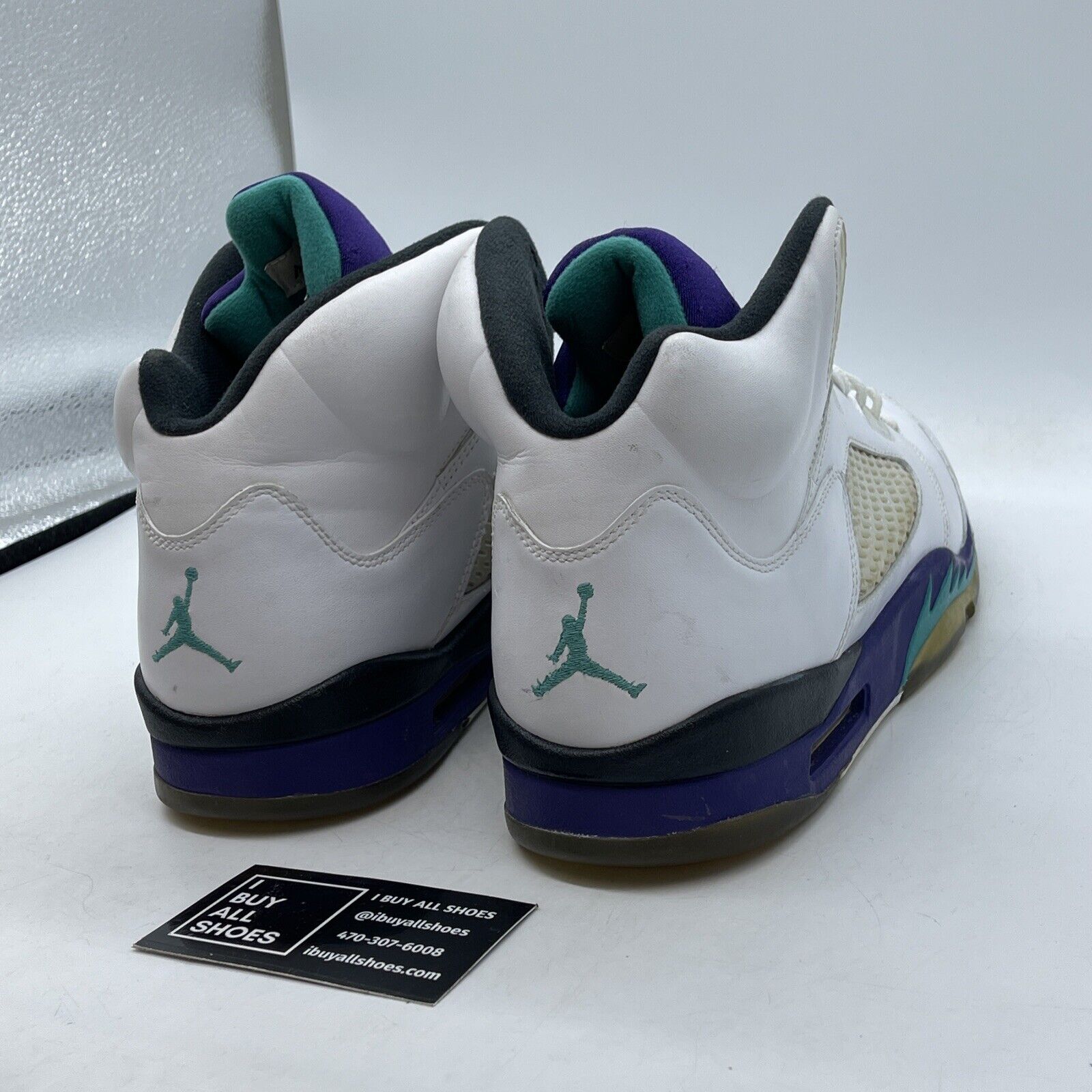 Size 10.5 - Jordan 5 Retro Grape 2013 White Purple Black Leather (136027-108)