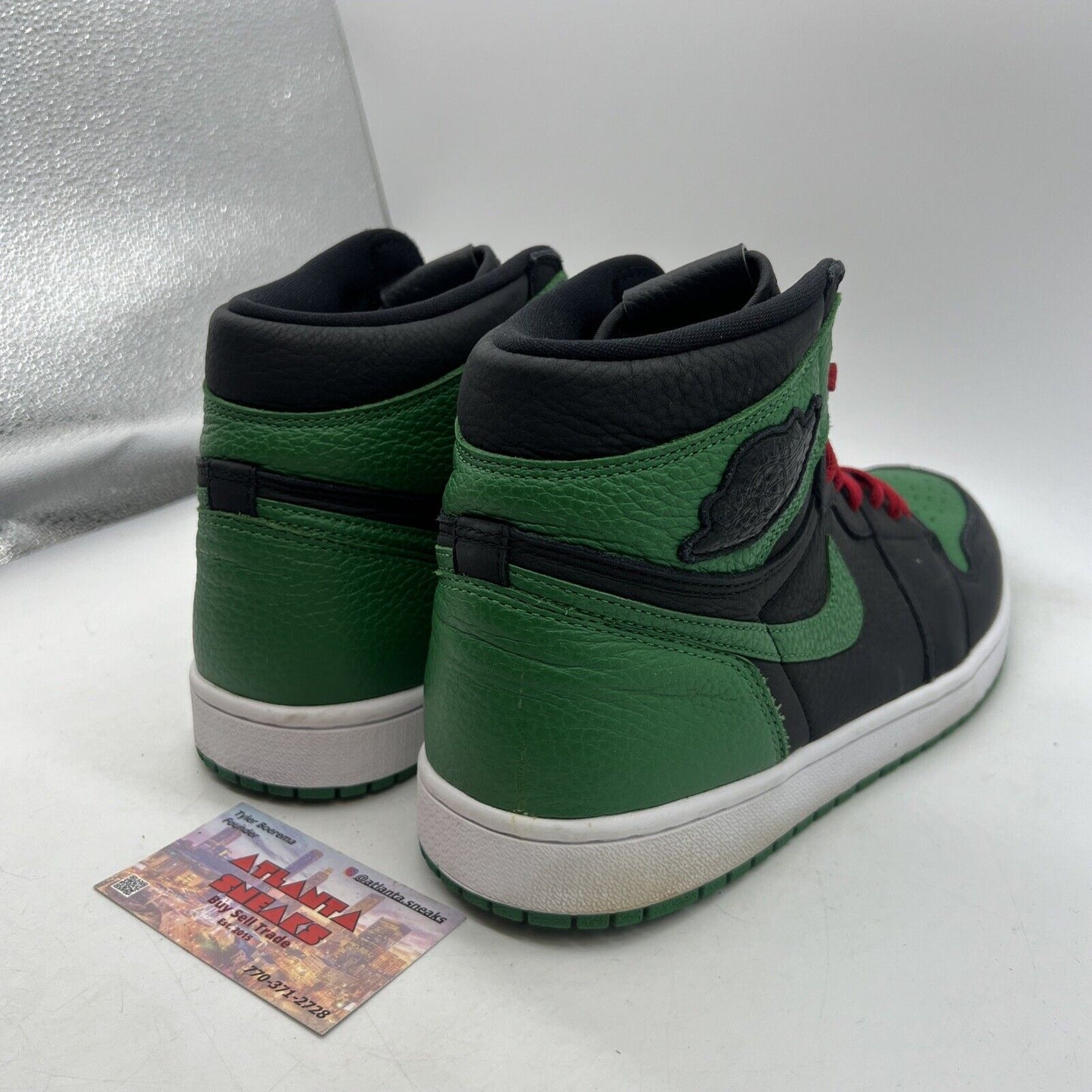 Size 11.5 - Jordan 1 Retro OG High Pine Green 2.0 White Green Leather 555088-030