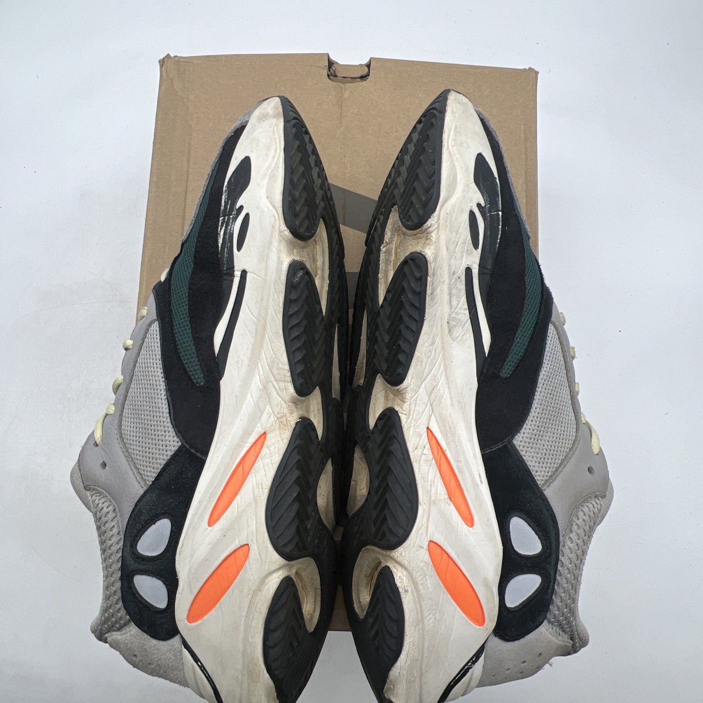 Size 11 - adidas Yeezy Boost 700 Low Wave Runner (B75571)