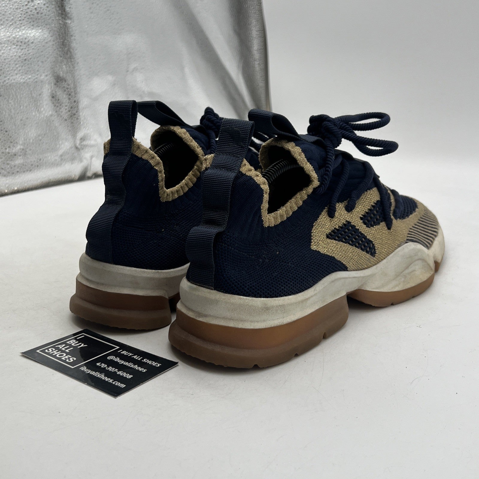 Size 11 - SIA Collective “Rams”