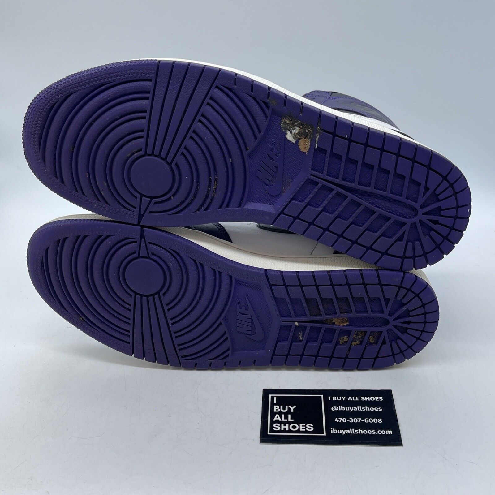 Size 9.5 - Jordan 1 Retro OG High Court Purple 2.0 White Black (555088-500)