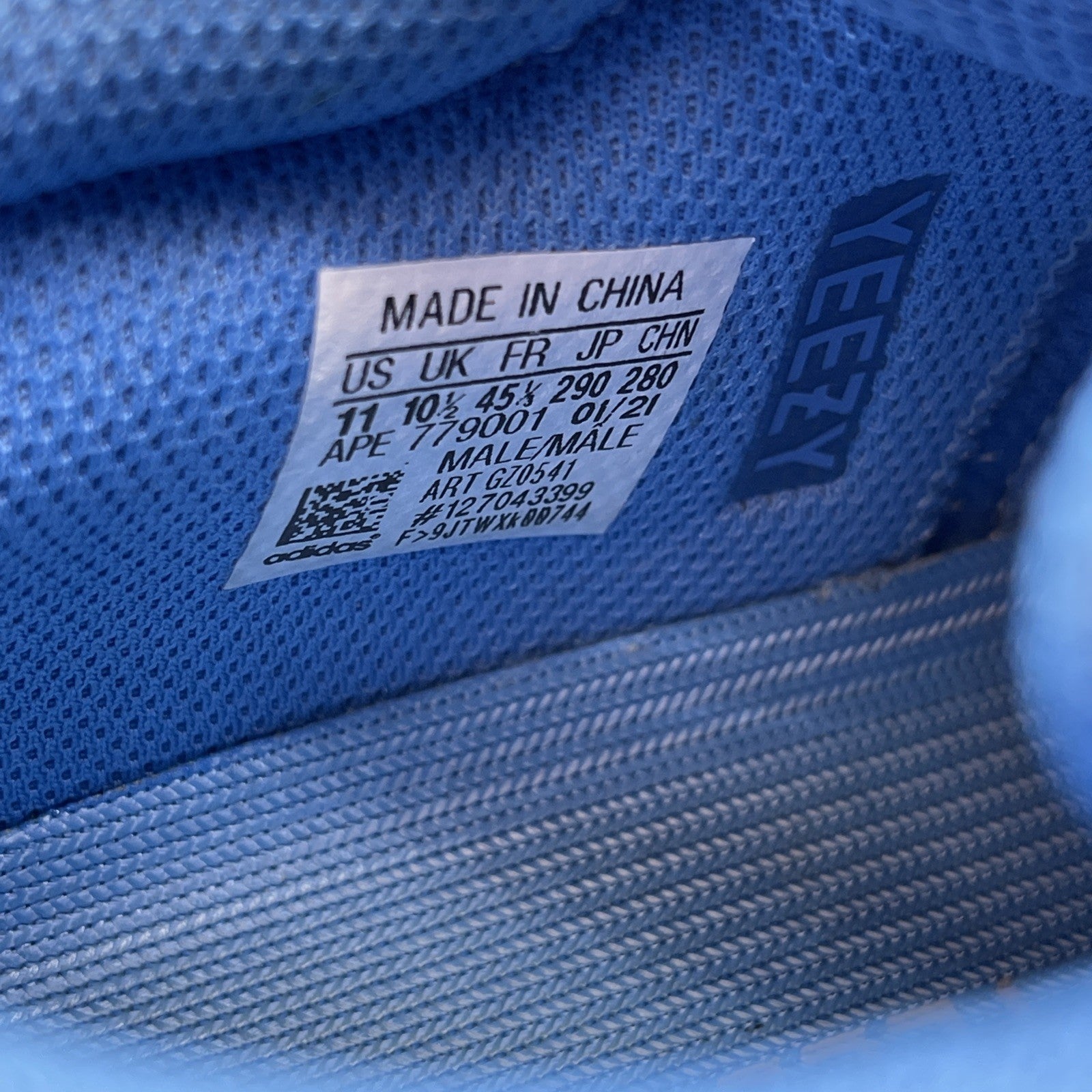 Size 11 - adidas Yeezy Boost 700 Bright Blue Black Suede Leather (GZ0541)