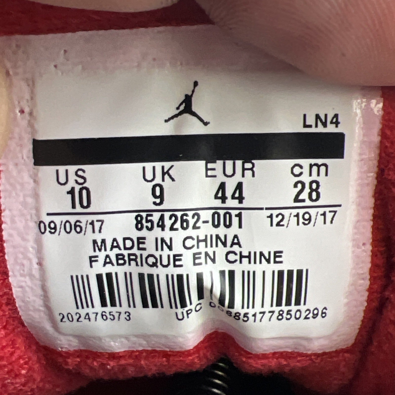Size 10 - Air Jordan 3 Retro OG Mid Black Cement (854262-001)