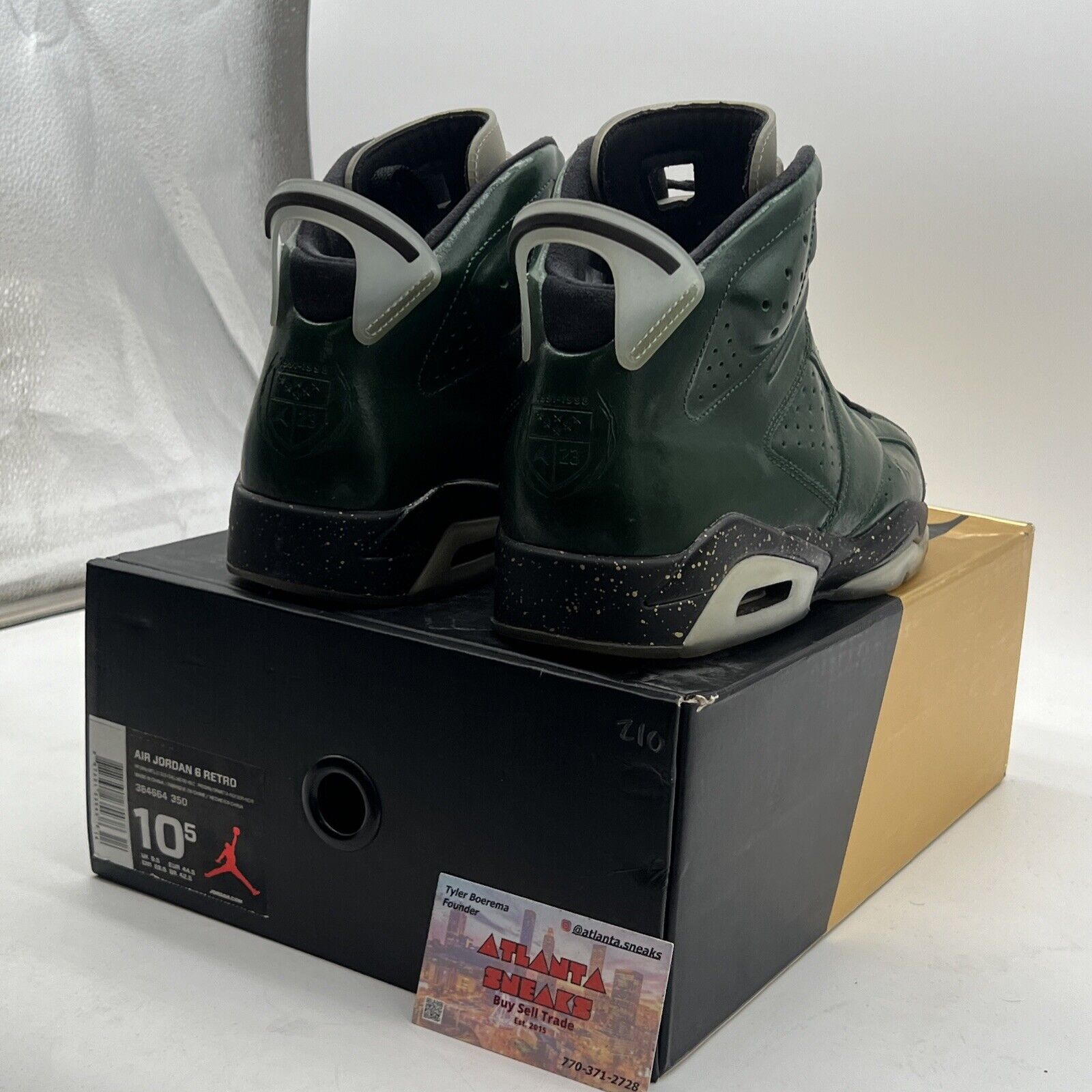 Size 10.5 - Air Jordan 6 Retro Champagne Bottle (384664-350)