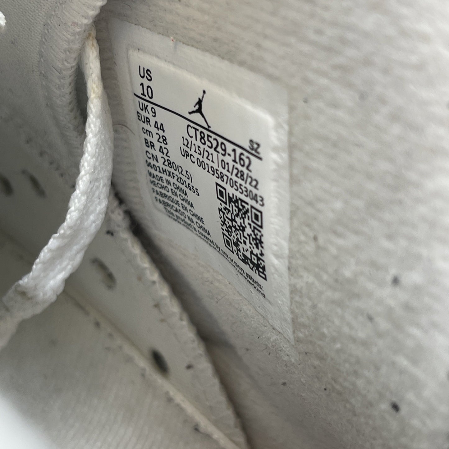 Size 10 - Jordan 6 White University Red 2022 Leather (CT8529-162)