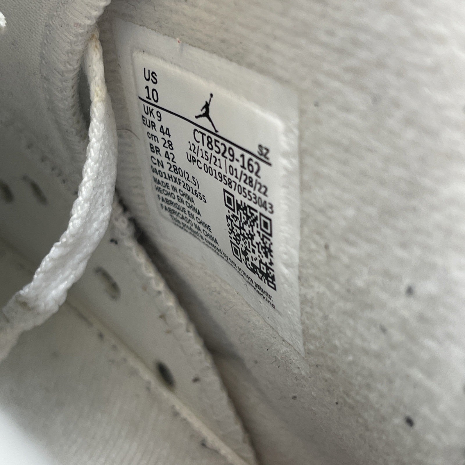 Size 10 - Jordan 6 White University Red 2022 Leather (CT8529-162)