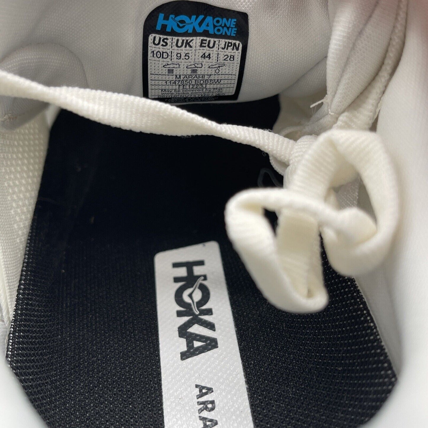 Size 10 - Hoka One One Arahi 7 Blanc De Blanc White Black Silver (1147850-BDBSW)