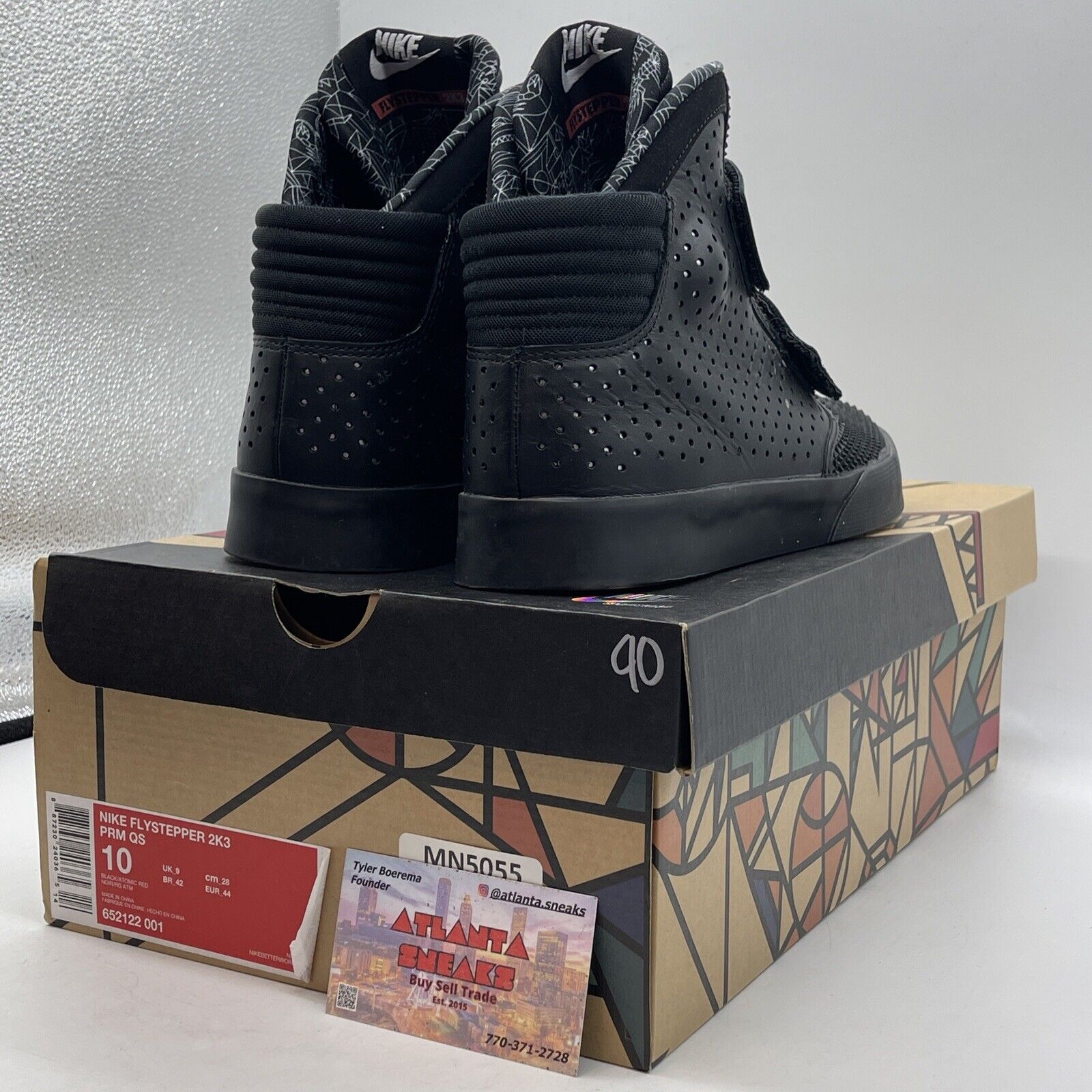 Size 10 - Nike Flystepper 2K3 PRM QS Black White Leather (652122-001)