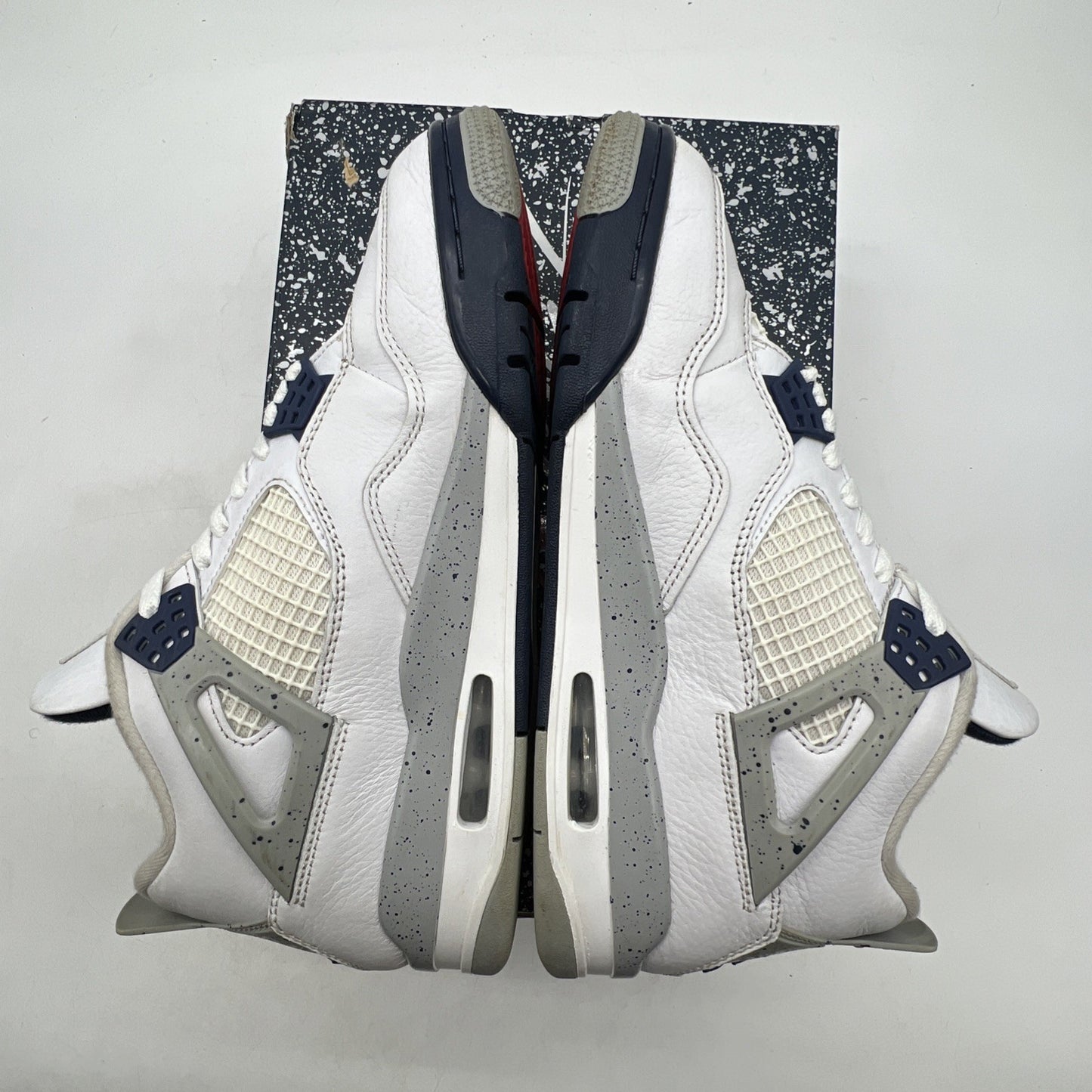 Size 8.5 - Air Jordan 4 Retro Mid Midnight Navy (DH6927-140)