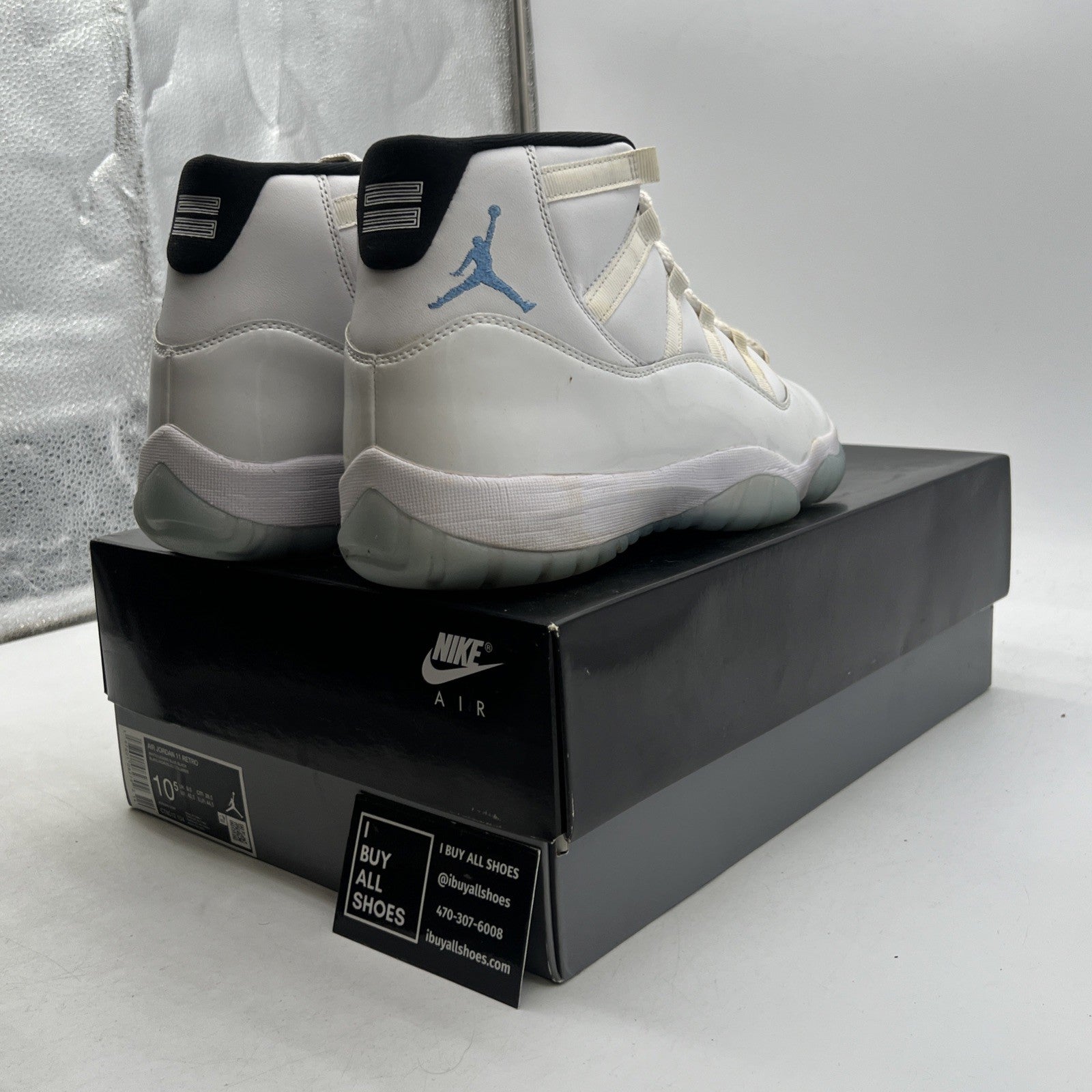 Size 10.5 - Air Jordan 11 Retro 2024 Legend Blue / Columbia (CT8012-104)