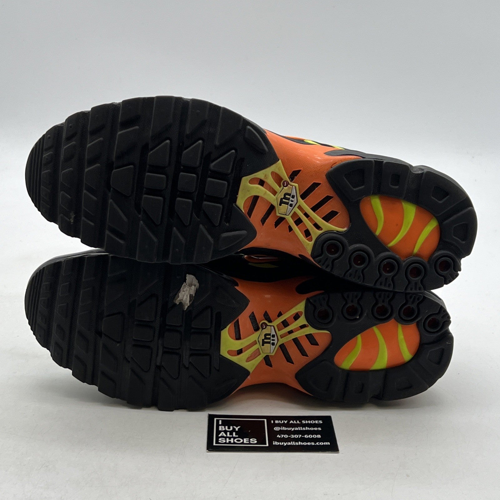 Size 12 - Nike Air Max Plus Black Volt Total Orange (852630-033)
