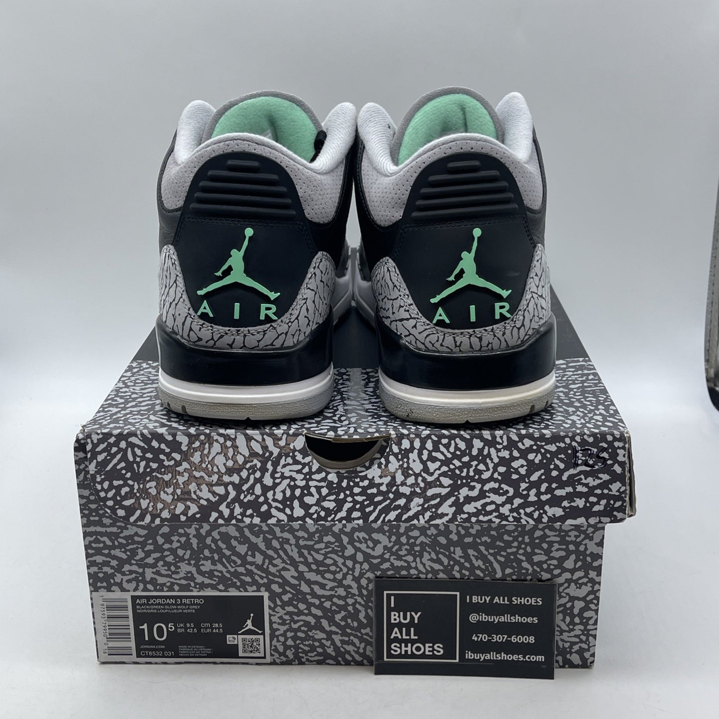 Size 10.5 - Air Jordan 3 Retro Green Glow (CT8532-031)