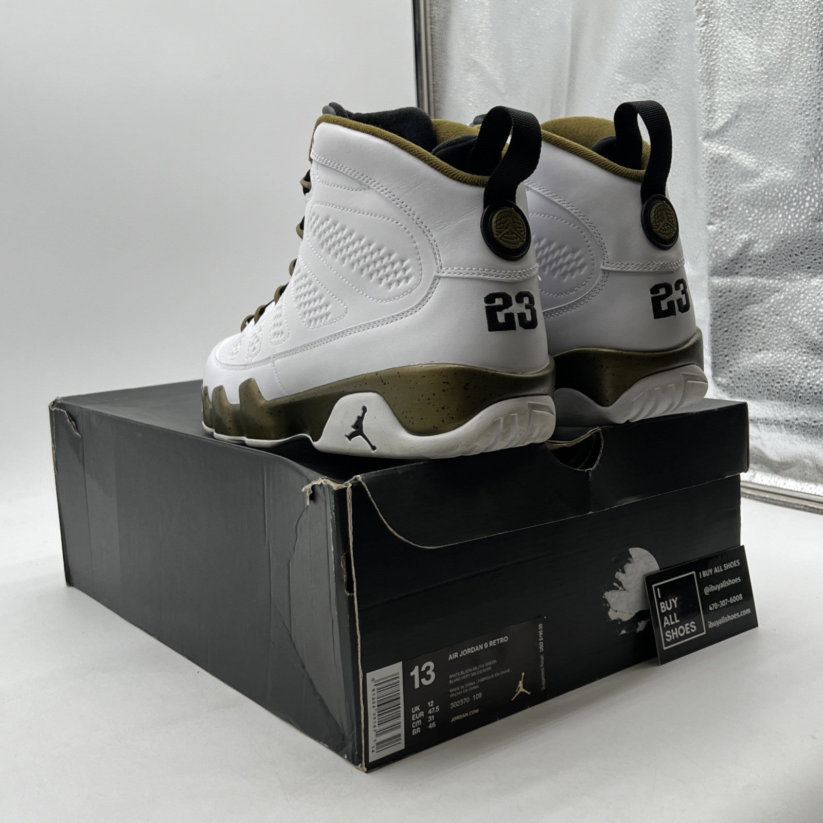 Size 13 - Air Jordan 9 Retro Statue (302370-109)