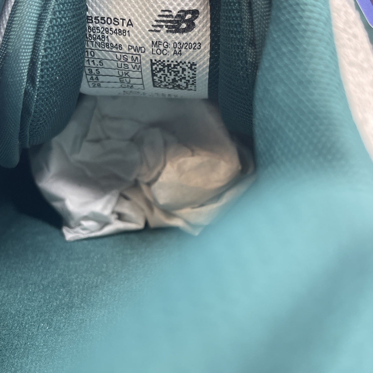 Size 10 - New Balance 550 White Vintage Teal (BB550STA)