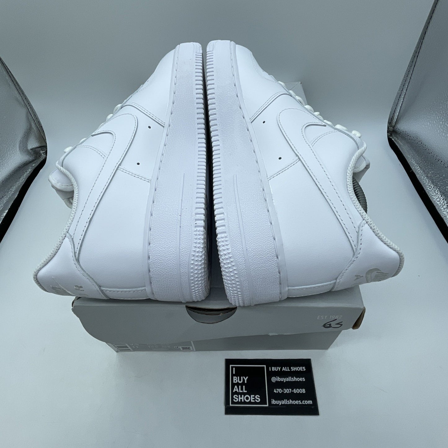 Size 9.5 - Nike Air Force 1 '07 Low Triple White Leather (CW2288-111)