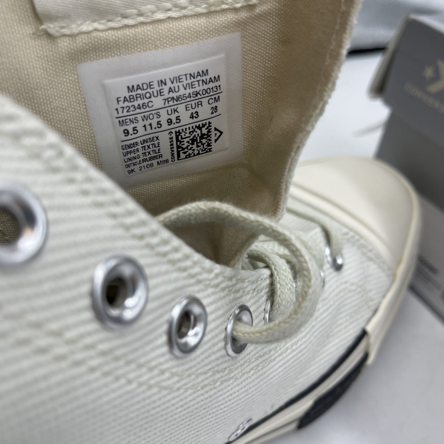 Size 9.5 - Rick Owens x Converse DRKSHDW DRKSTAR Chuck 70 High Egret (172346C)