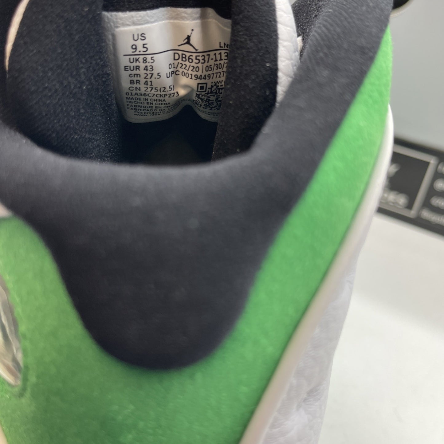 Size 9.5 - Air Jordan 13 Retro Lucky Green 2020 - (DB6537-113)
