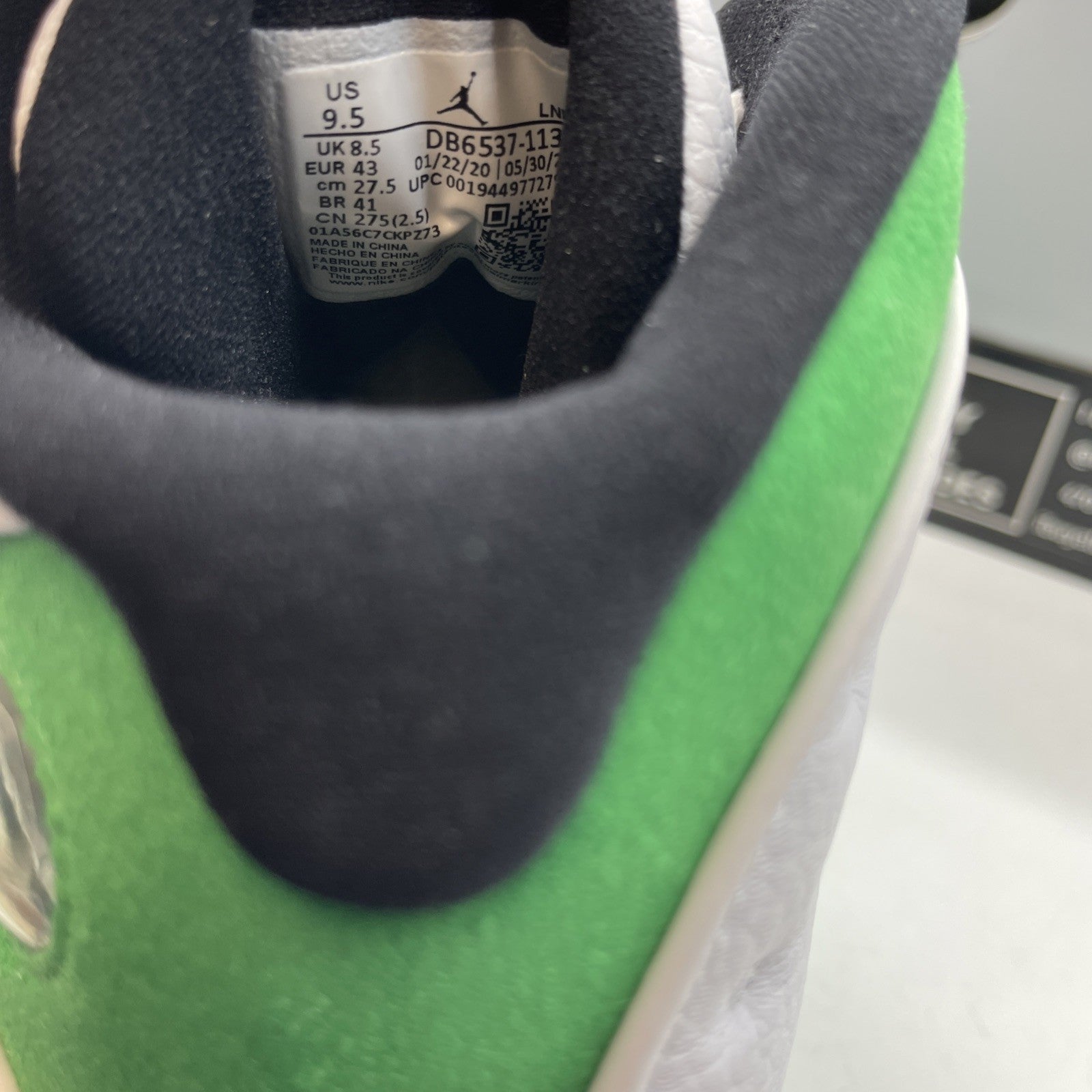 Size 9.5 - Air Jordan 13 Retro Lucky Green 2020 - (DB6537-113)